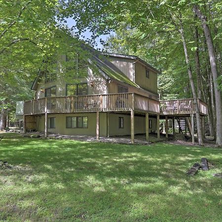 Dog-Friendly Lake Ariel Resort Home With Deck! Exterior photo